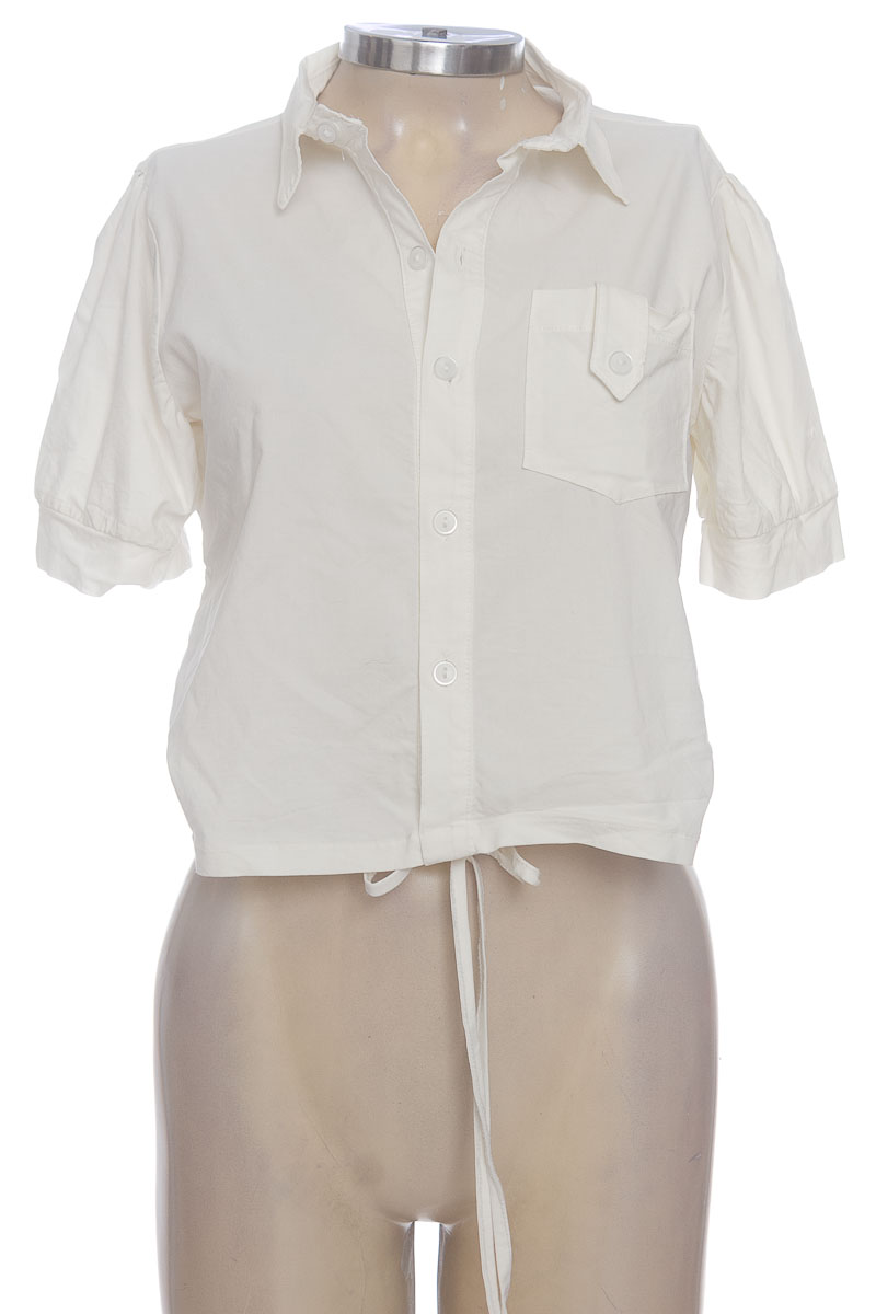Blusa color Beige - Closeando