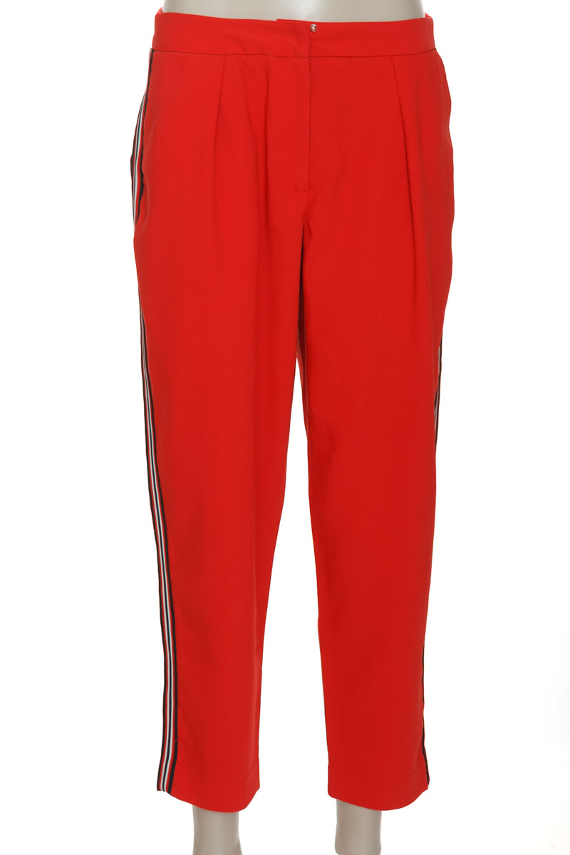 Pantalones color Rojo - Studio F