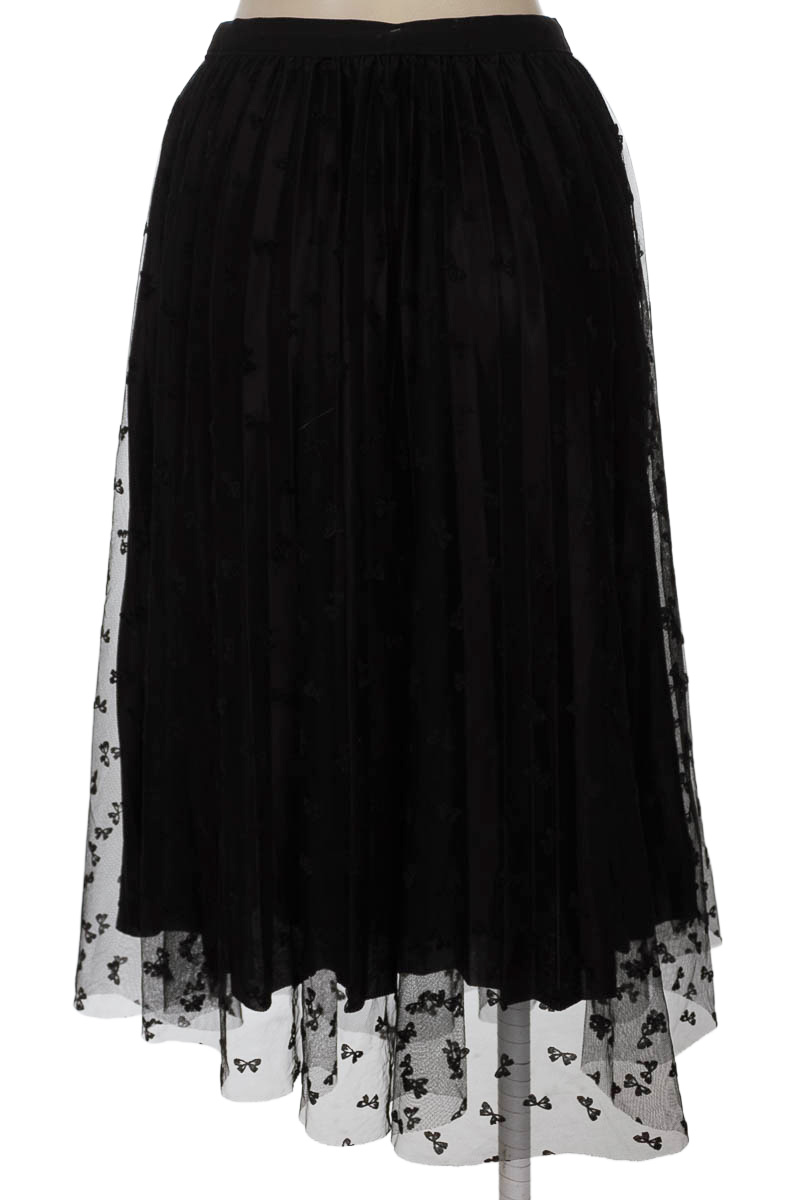 Falda color Negro - Closeando