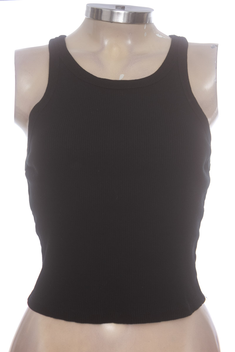 Top / Camiseta color Negro - Bershka
