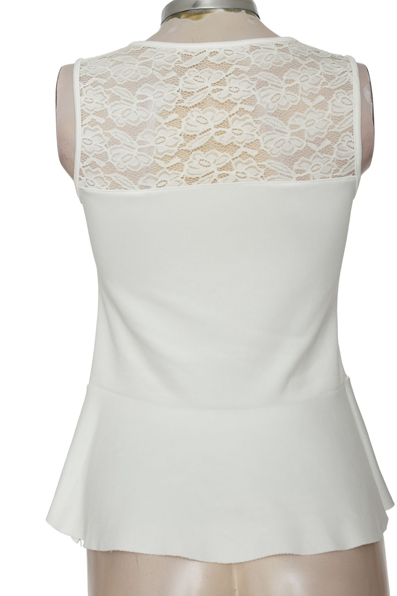 Top / Camiseta color Blanco - Closeando
