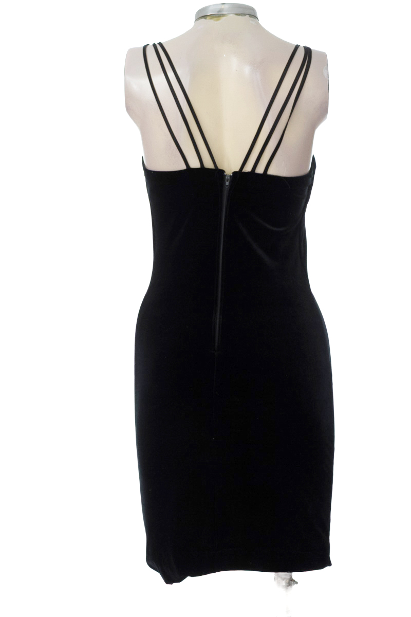 Vestido / Enterizo color Negro - DOLLAR