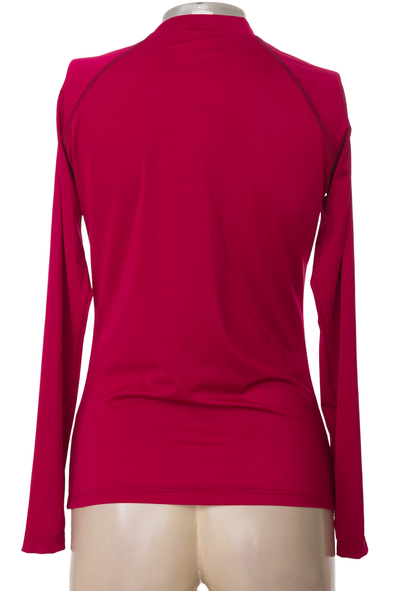 Ropa Deportiva / Salida de Baño color Vinotinto - Under Fit