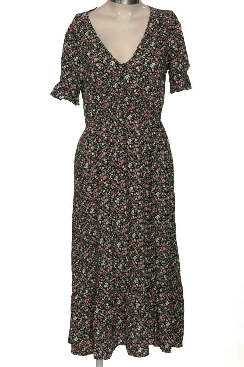 Vestido / Enterizo color Negro - Sybilla