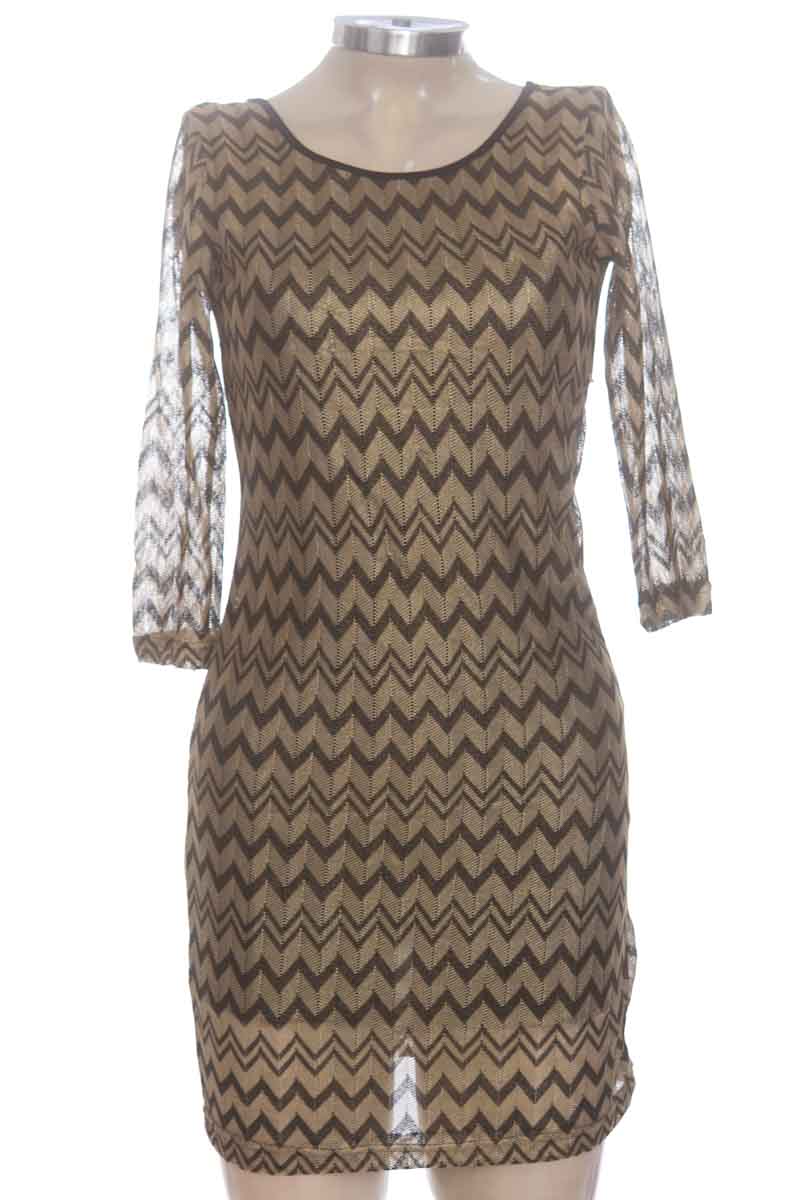 Vestido / Enterizo color Dorado - JLO
