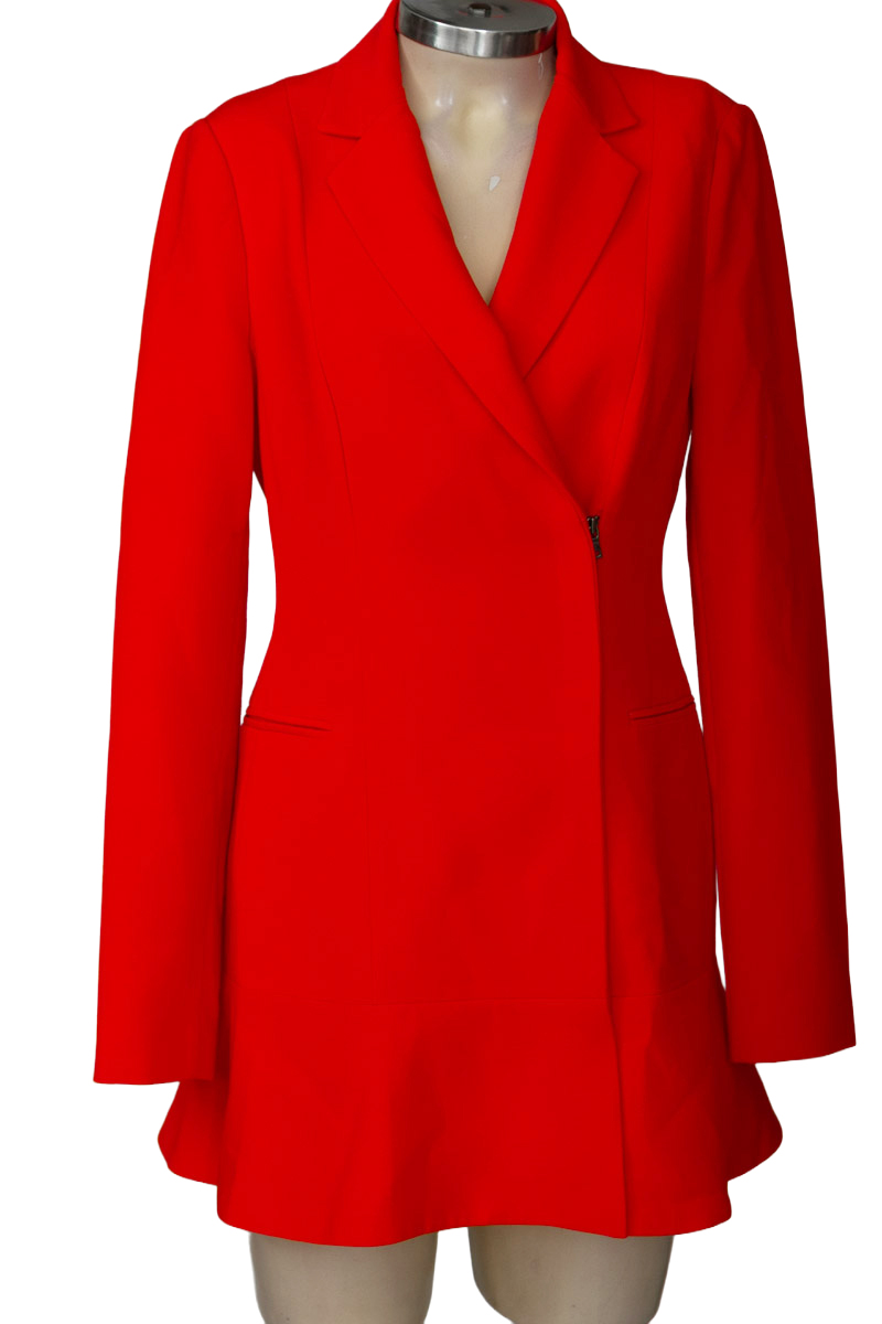 Chaqueta / Abrigo color Rojo - BCBG