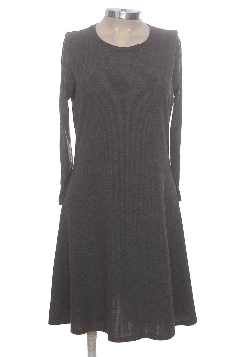 Vestido / Enterizo color Gris - TopMark