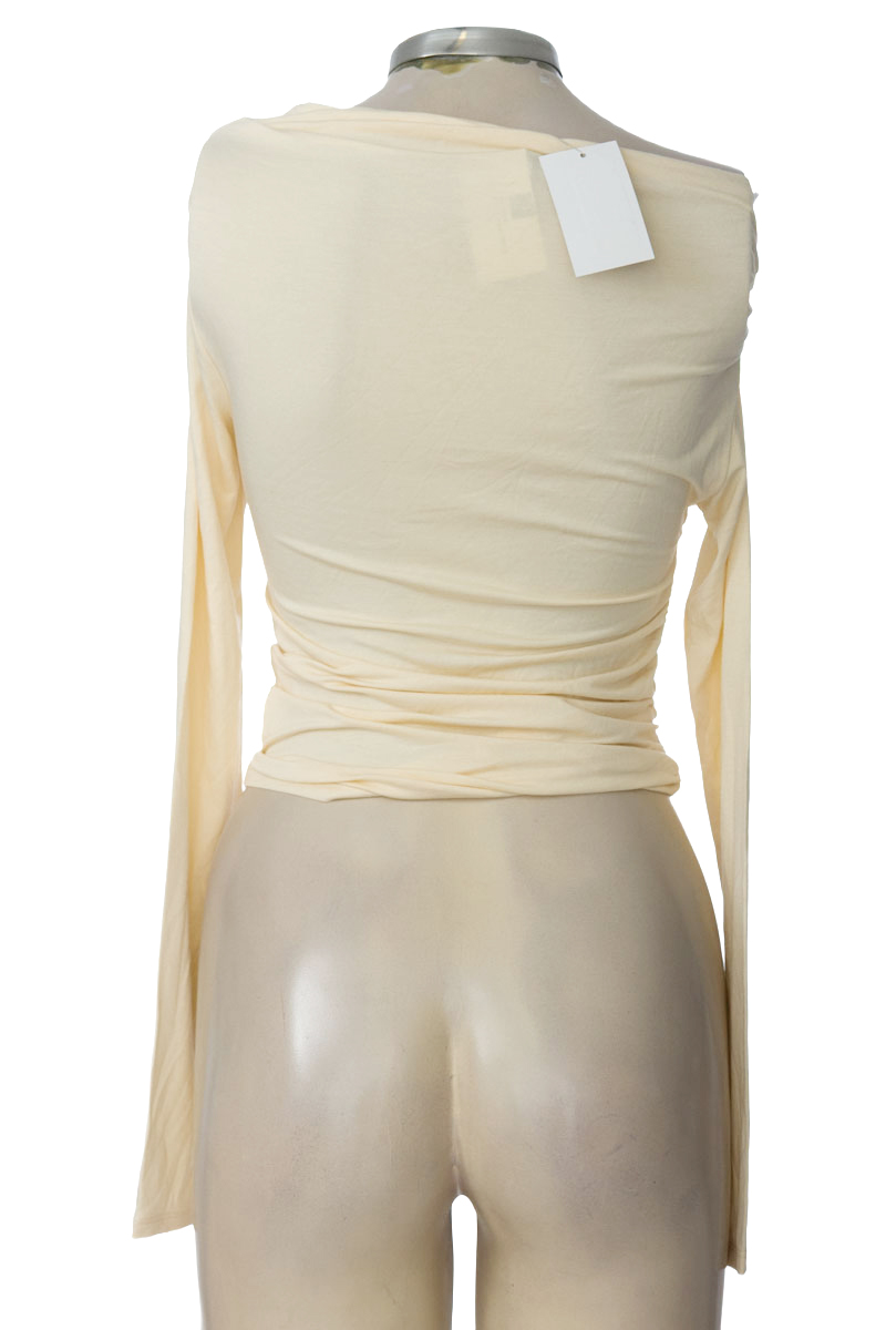 Top / Camiseta color Beige - Divided by H&M