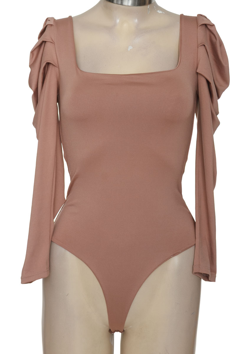 Top / Camiseta color Rosado - Closeando