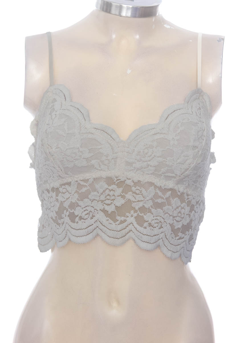 Top / Camiseta color Blanco - Zara