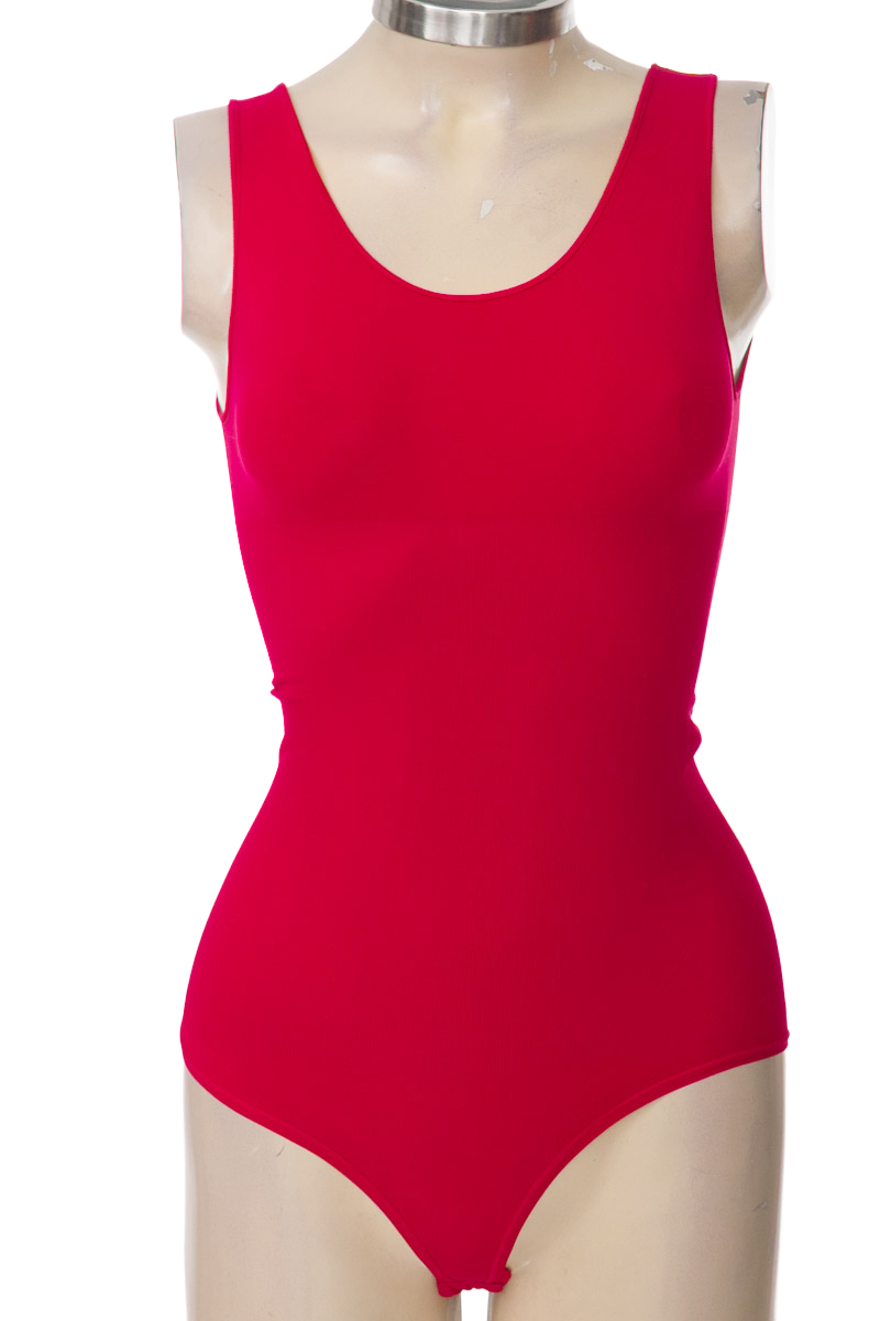 Top / Camiseta color Rojo - Tall