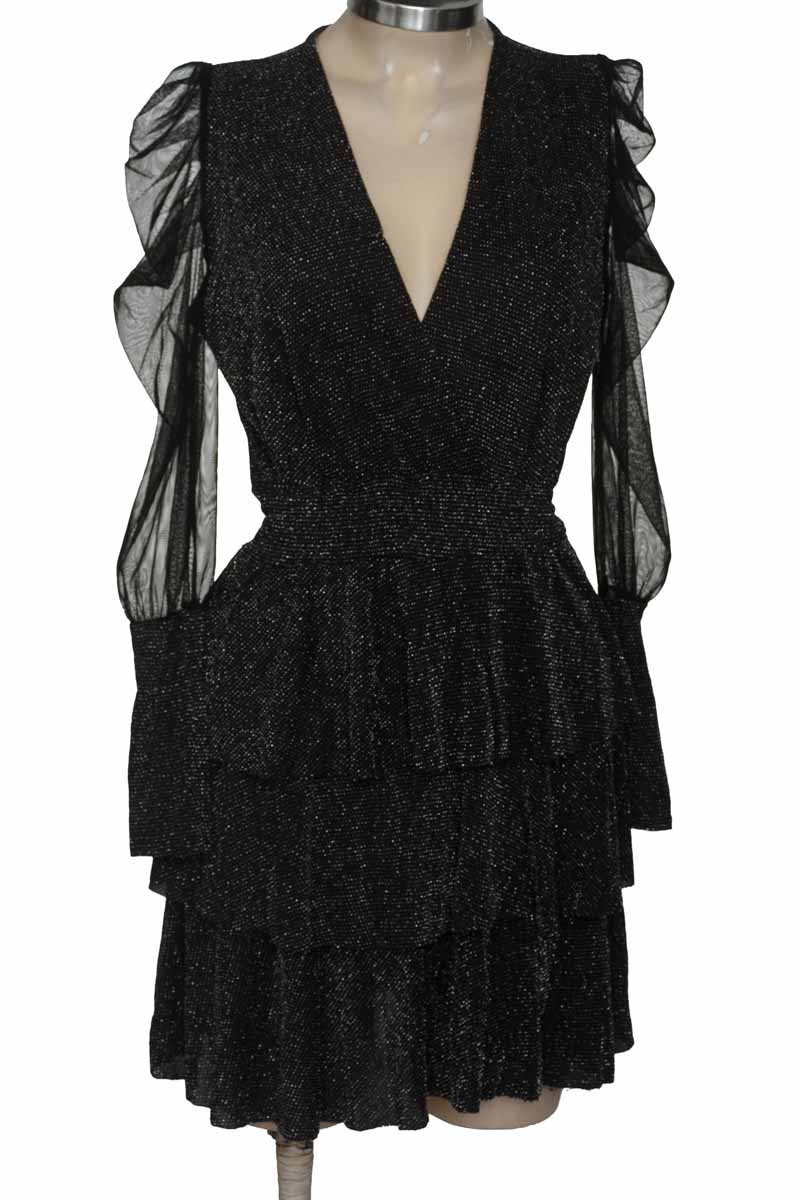 Vestido / Enterizo color Negro - Closeando