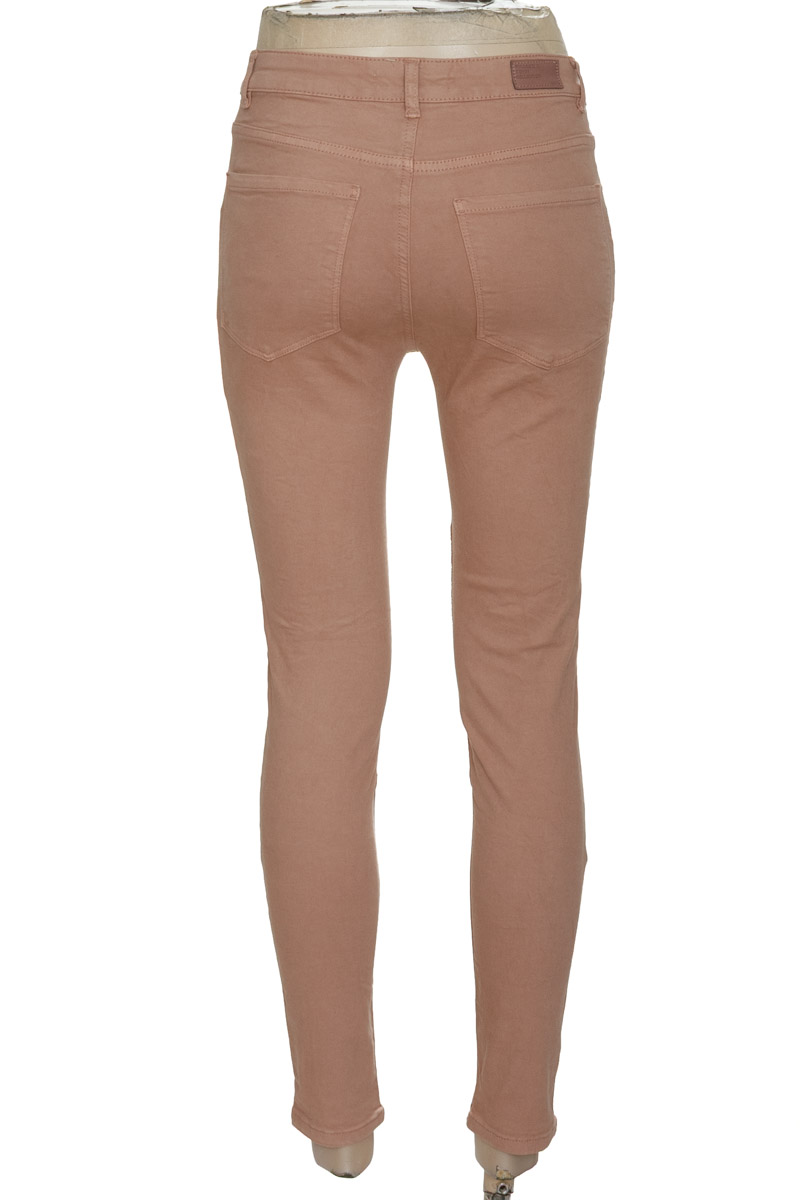 Pantalones color Rosado - Pull & Bear