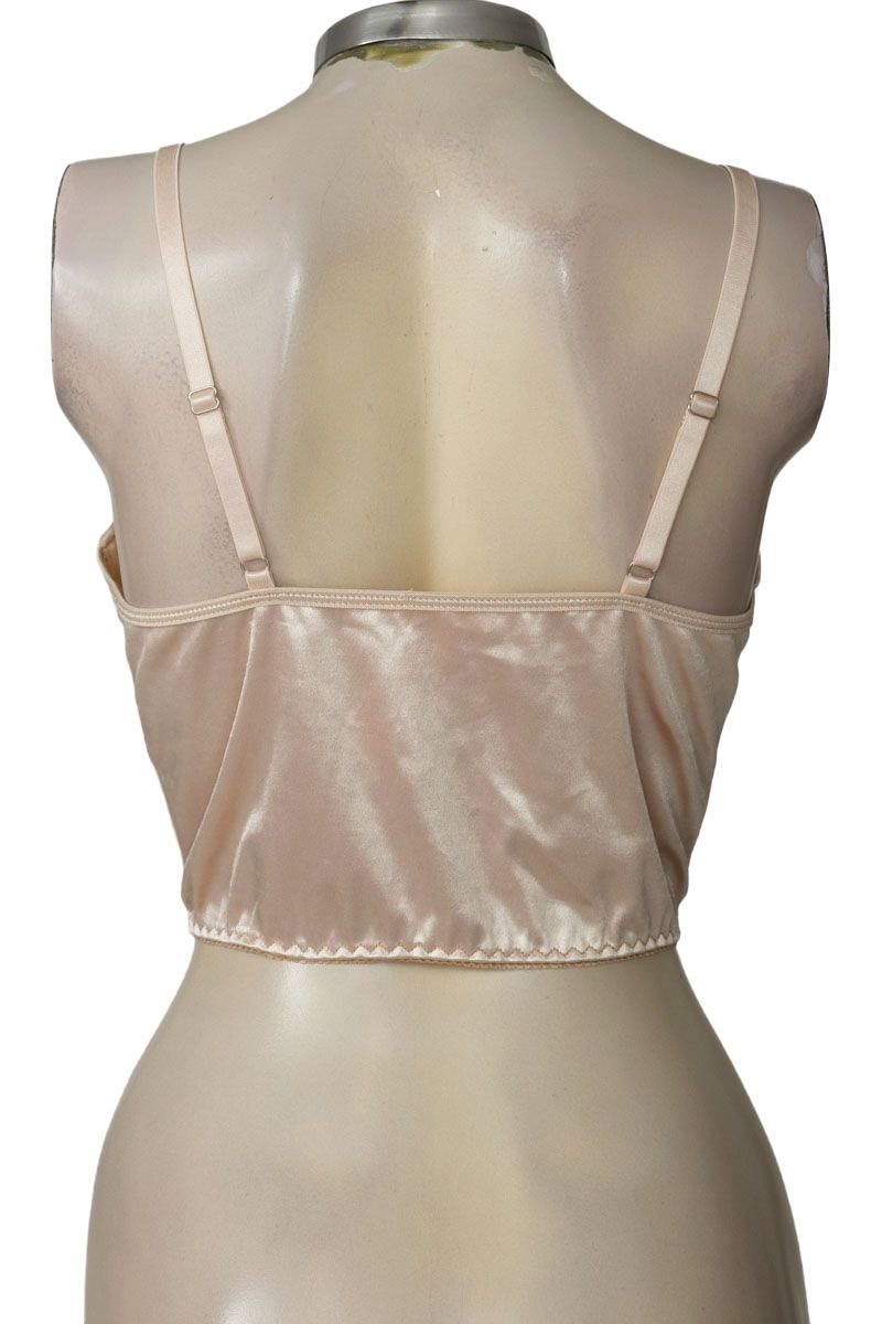 Top / Camiseta color Beige - Closeando