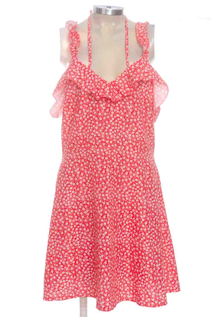 Vestido / Enterizo color Rojo - Closeando