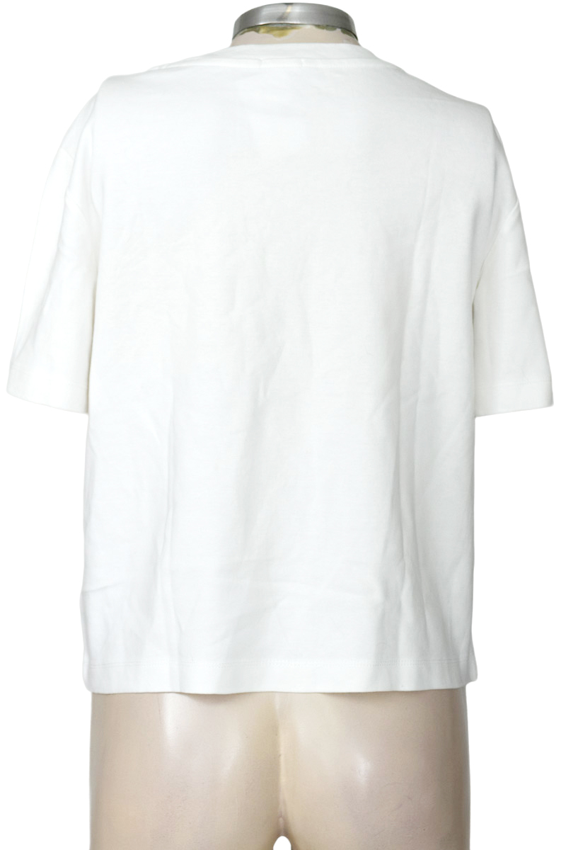 Top / Camiseta color Blanco - Stradivarius