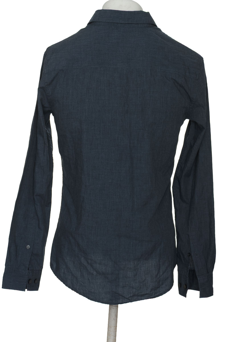 Camisa color Azul - Closeando