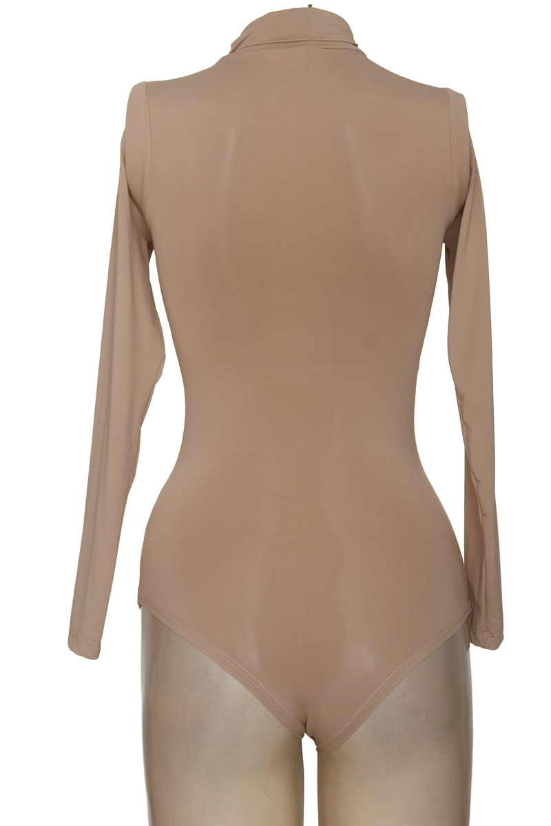 Top / Camiseta color Beige - Closeando
