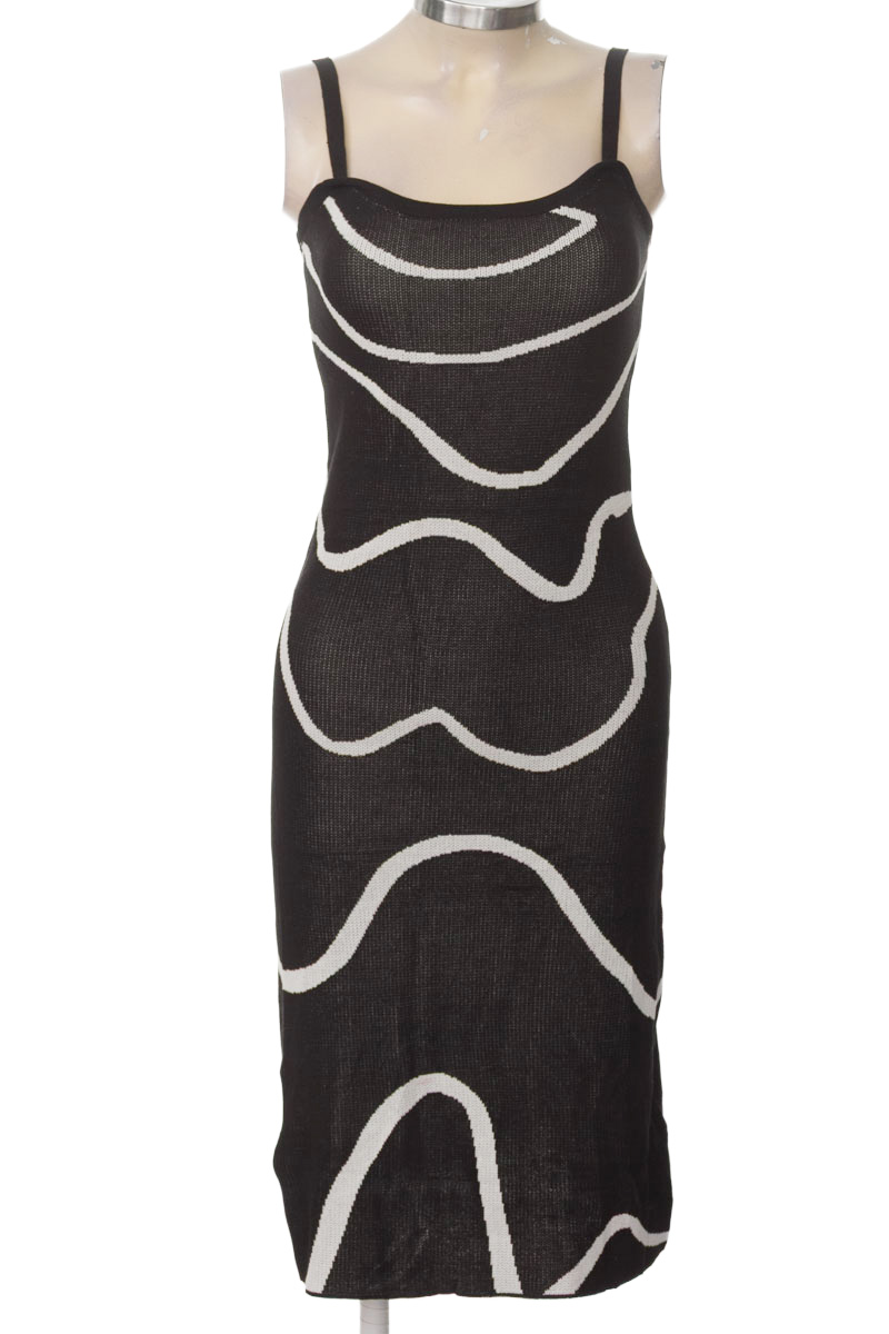 Vestido / Enterizo color Negro - Fashion Paris