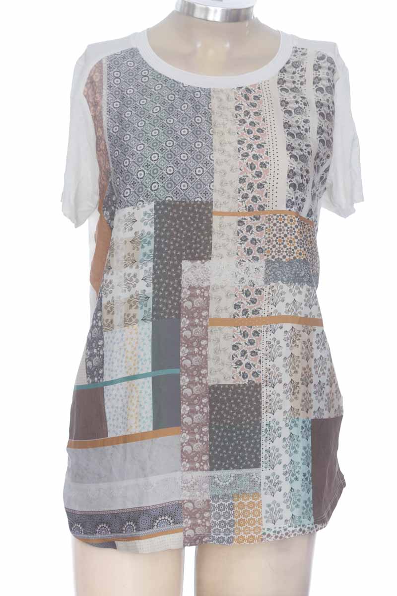 Top / Camiseta color Blanco - Zara