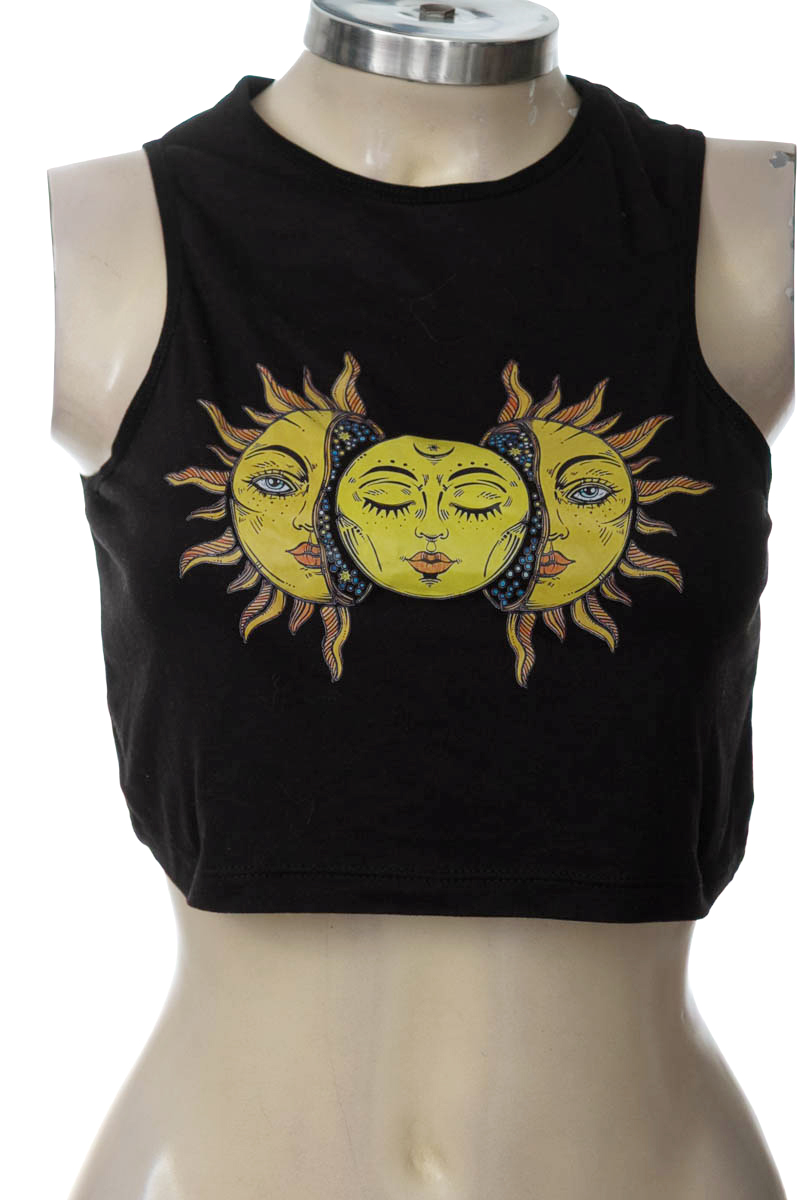 Top / Camiseta color Negro - Closeando