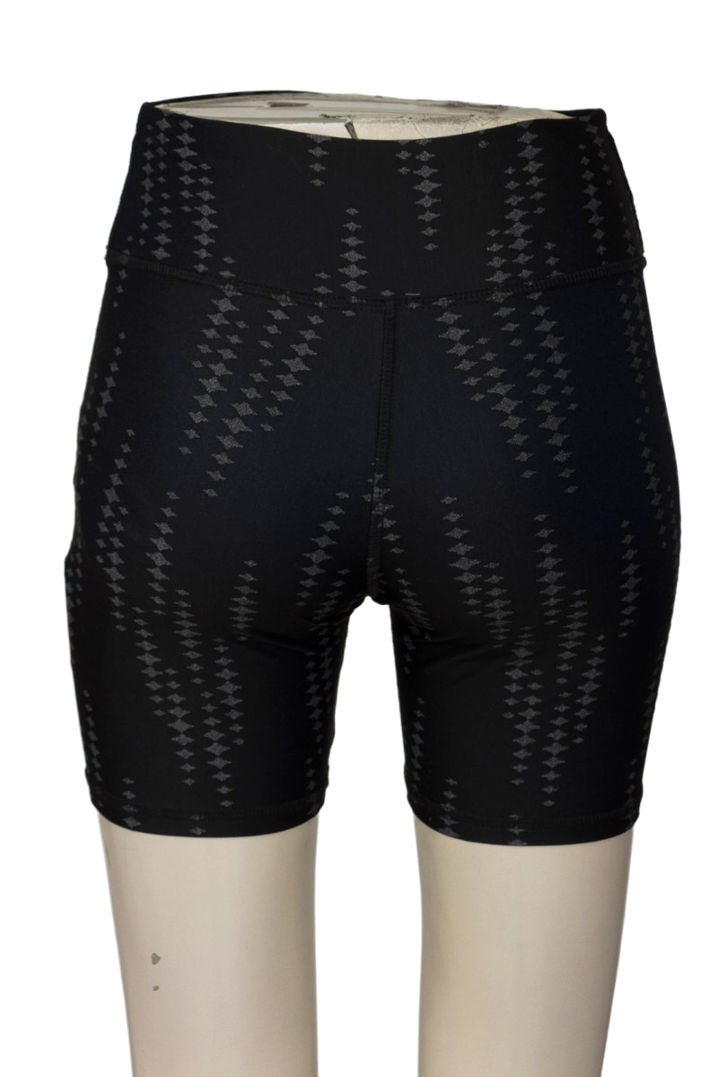 Ropa Deportiva / Salida de Baño color Negro - Maqui