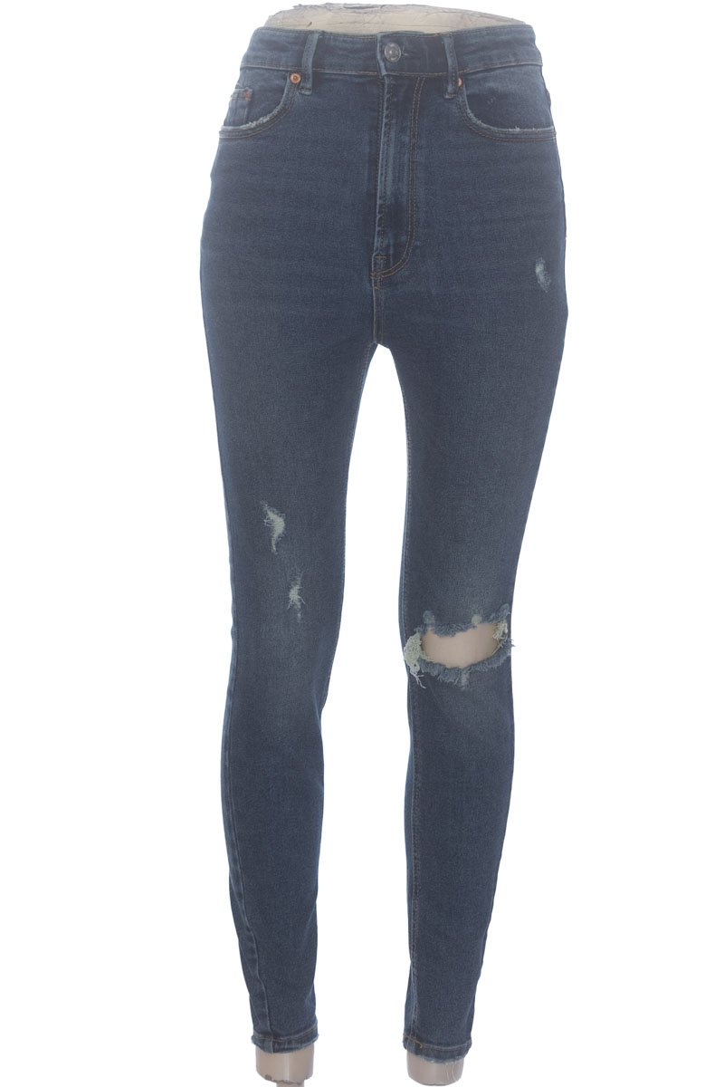 Pantalones color Azul - Stradivarius