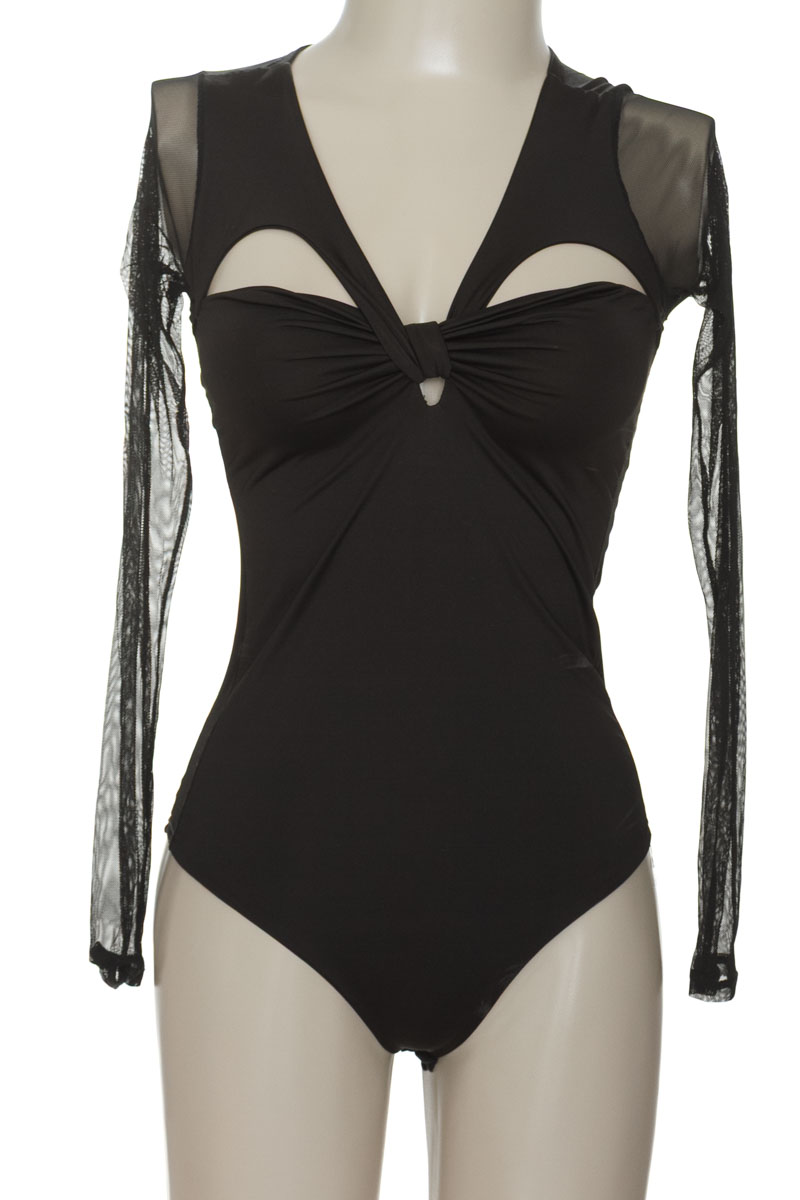Top / Camiseta color Negro - NAVISSI
