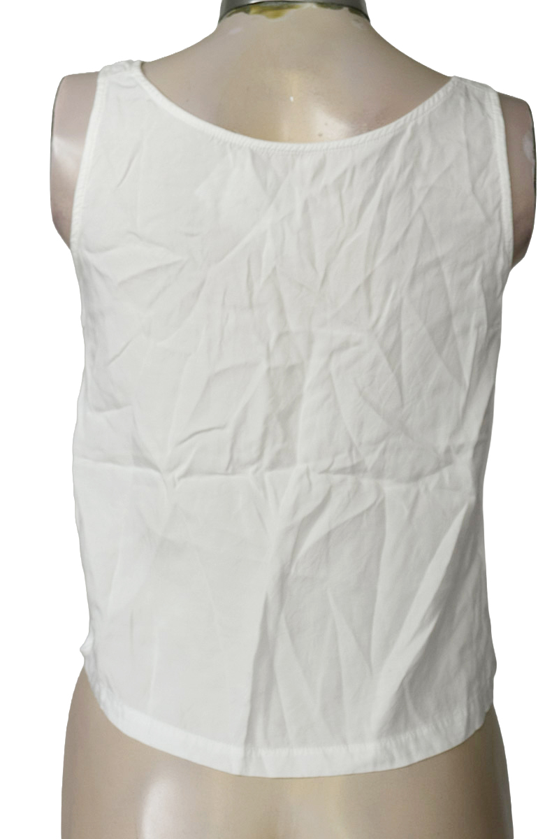 Top / Camiseta color Blanco - Closeando