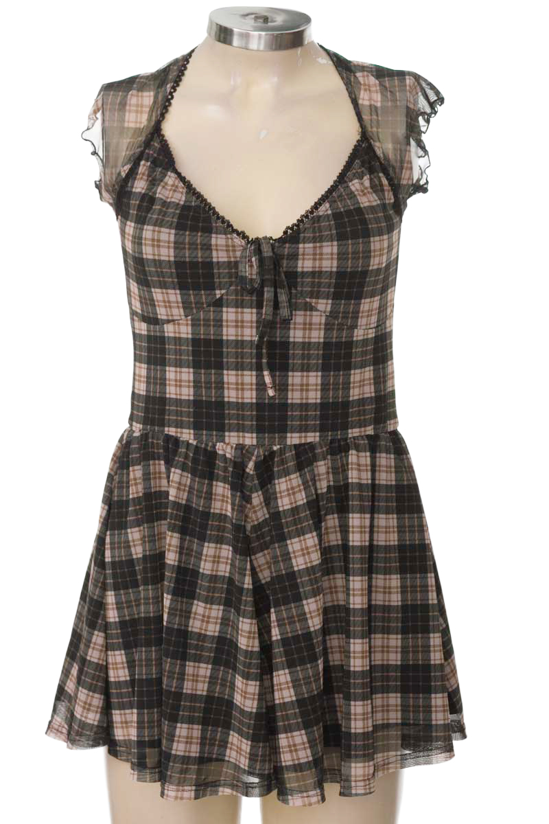 Vestido / Enterizo color Verde - Urban Outfitters