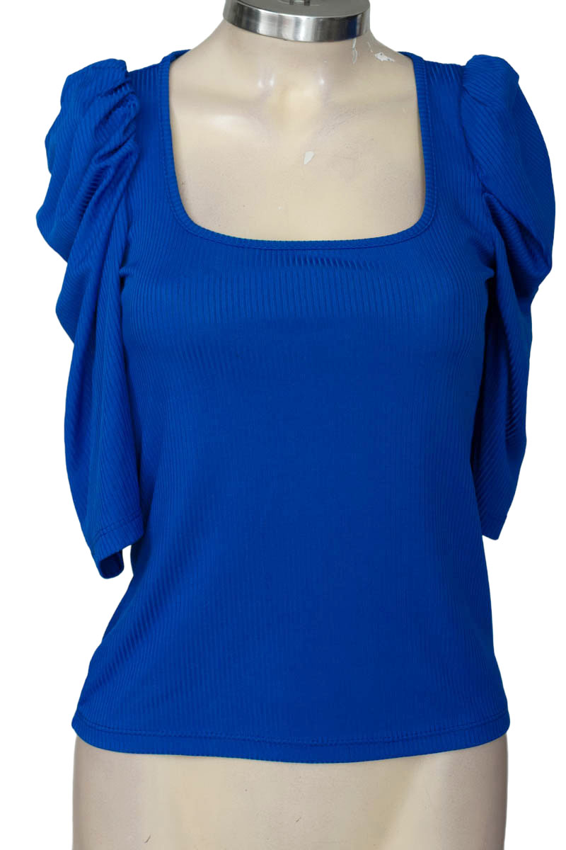 Top / Camiseta color Azul - Victoria