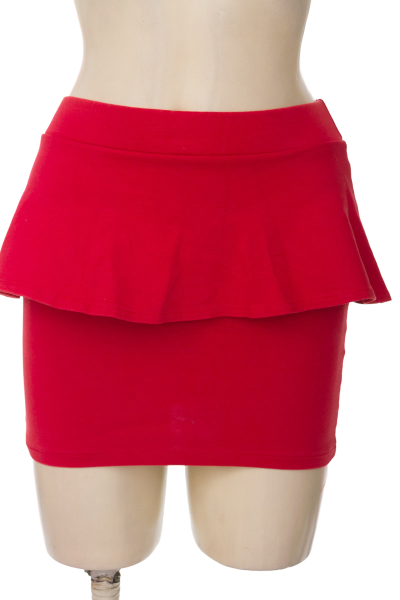 Falda color Rojo - Zara