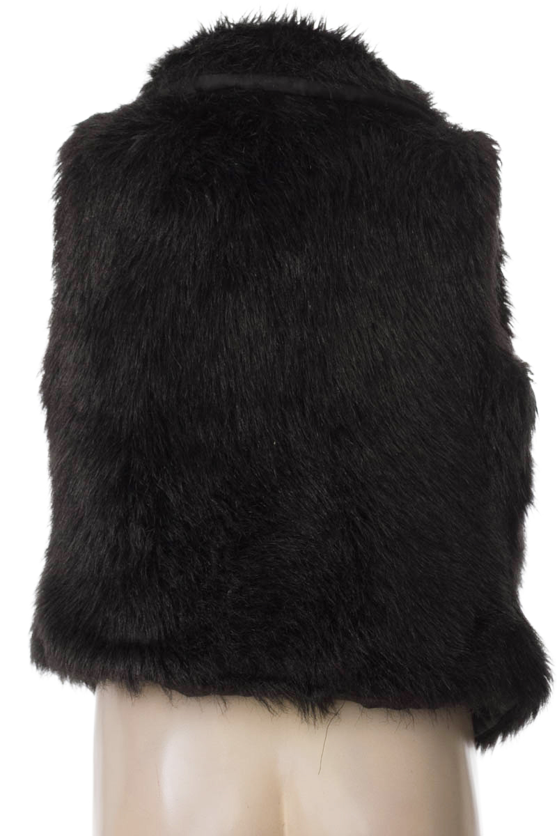 Chaqueta / Abrigo color Negro - Closeando