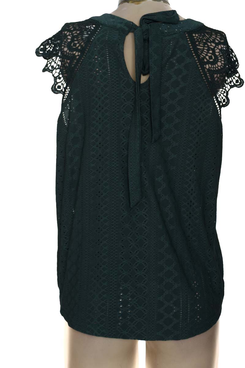 Top / Camiseta color Verde - Closeando