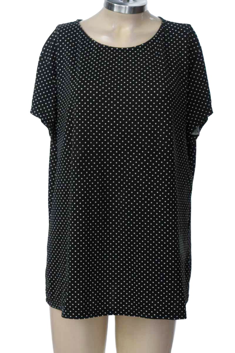 Top / Camiseta color Negro - PATPRIMO