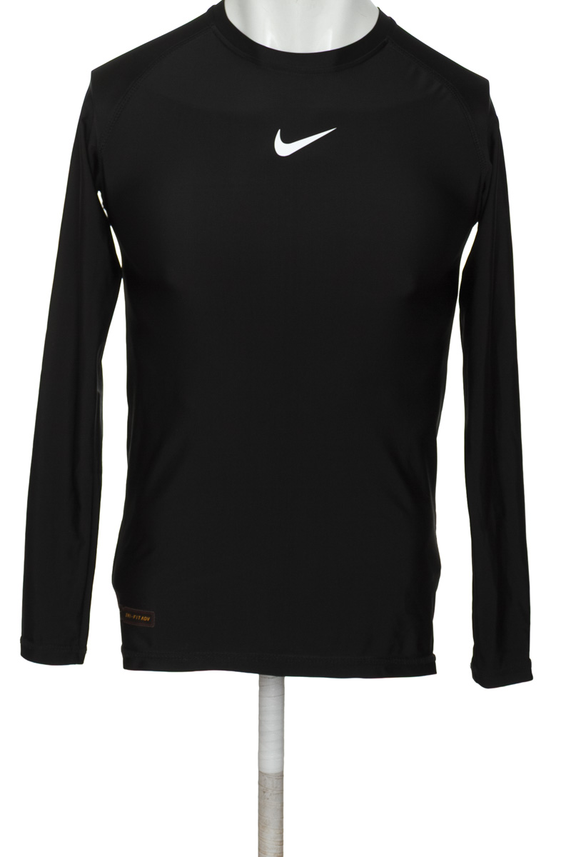 Ropa Deportiva color Negro - Closeando