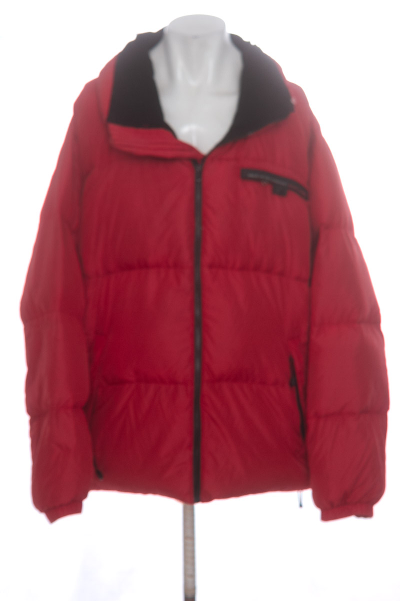 Chaqueta color Rojo - Closeando