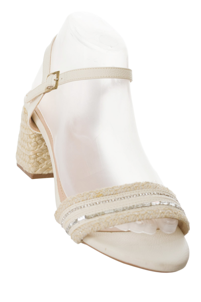 Zapatos color Beige - Bata