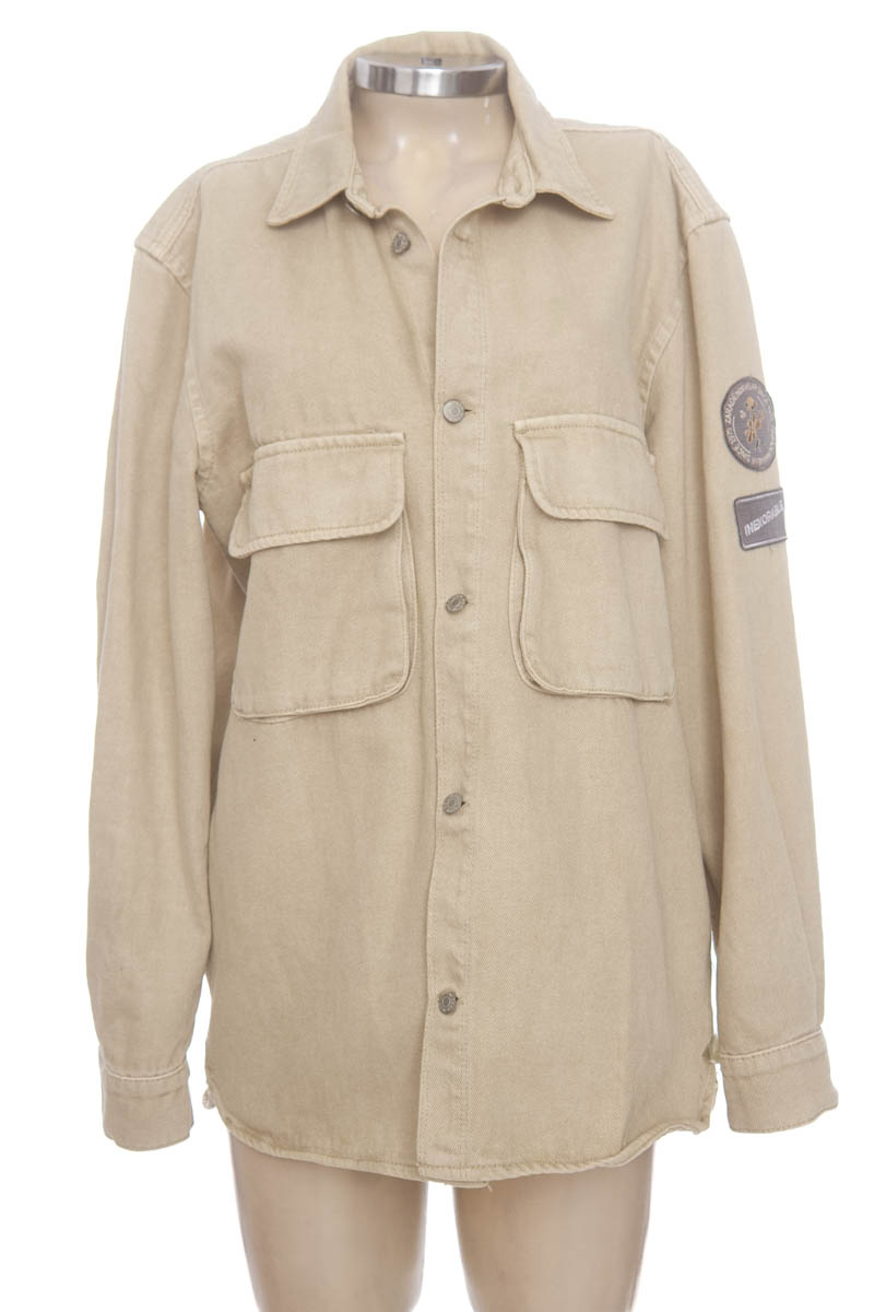 Chaqueta / Abrigo color Beige - Zara