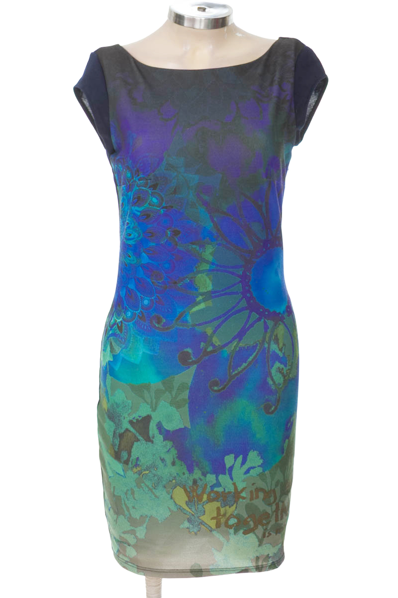 Vestido / Enterizo color Estampado - Desigual