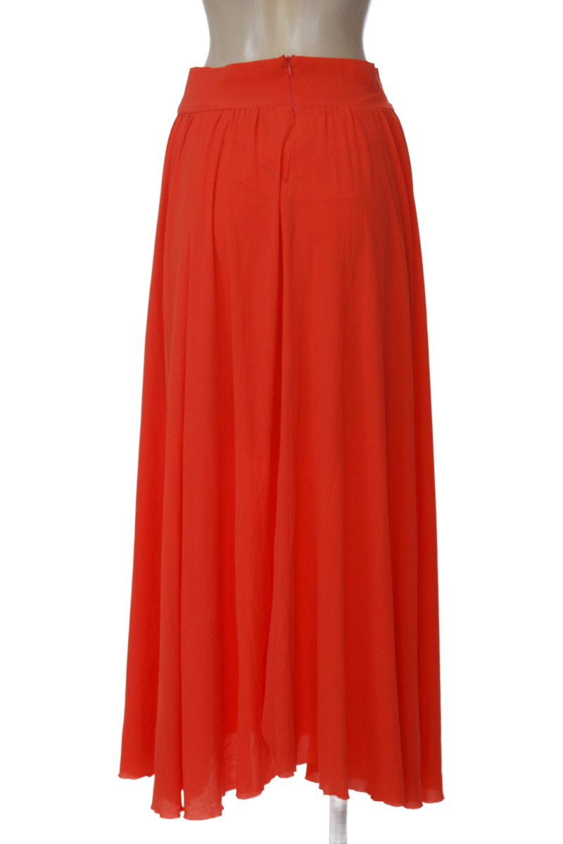 Falda color Naranja - Closeando