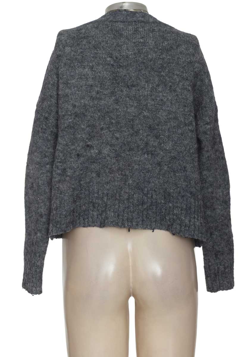 Sweater color Azul - Closeando