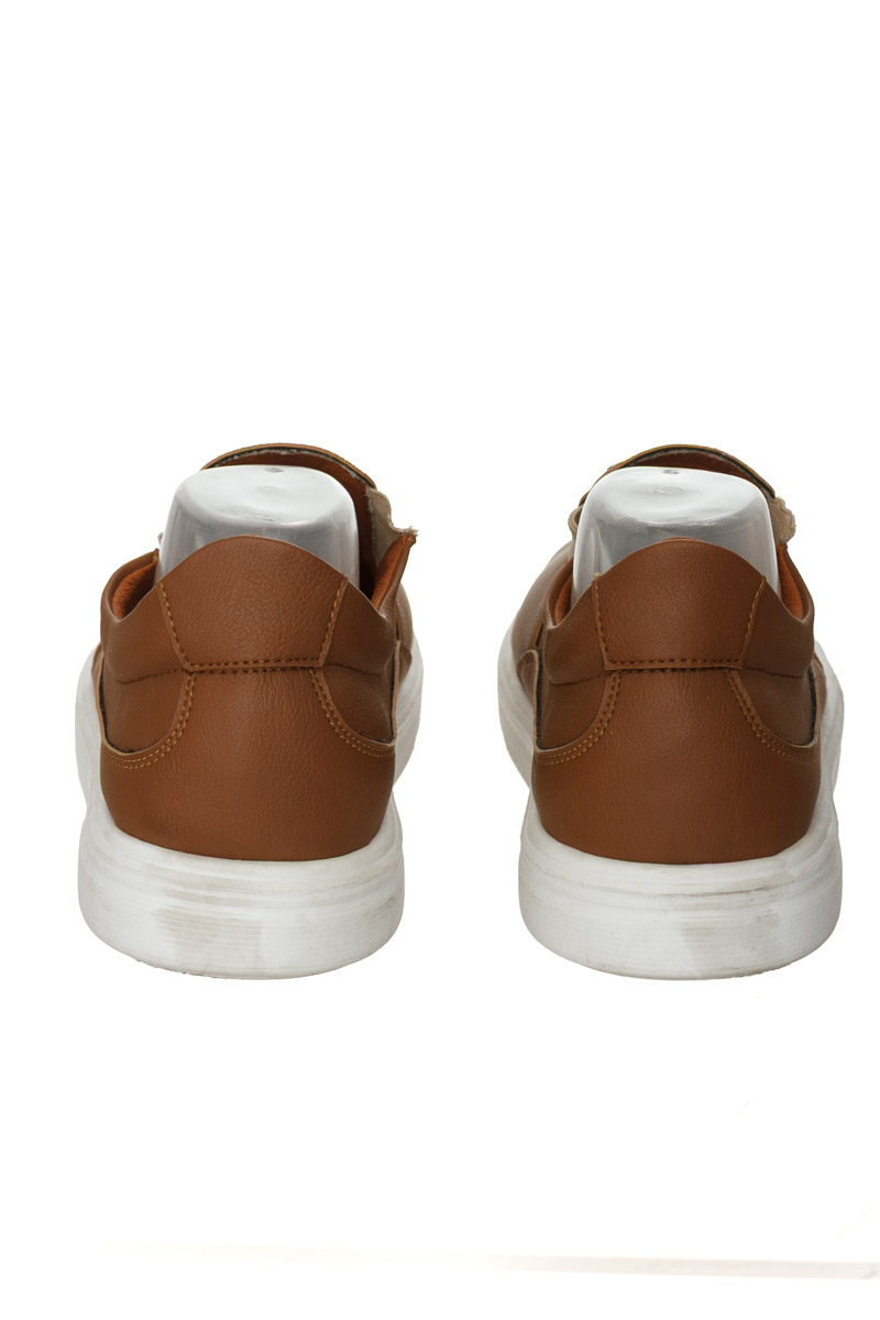 Zapato color Café - Closeando