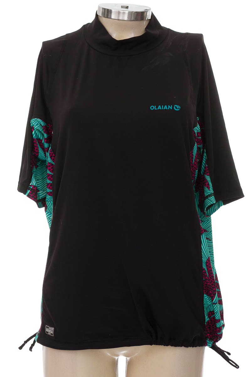 Ropa Deportiva / Salida de Baño color Negro - Olaian