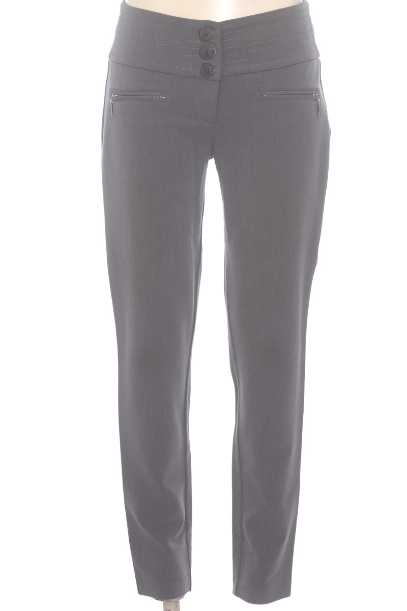 Pantalones color Gris - XUSS