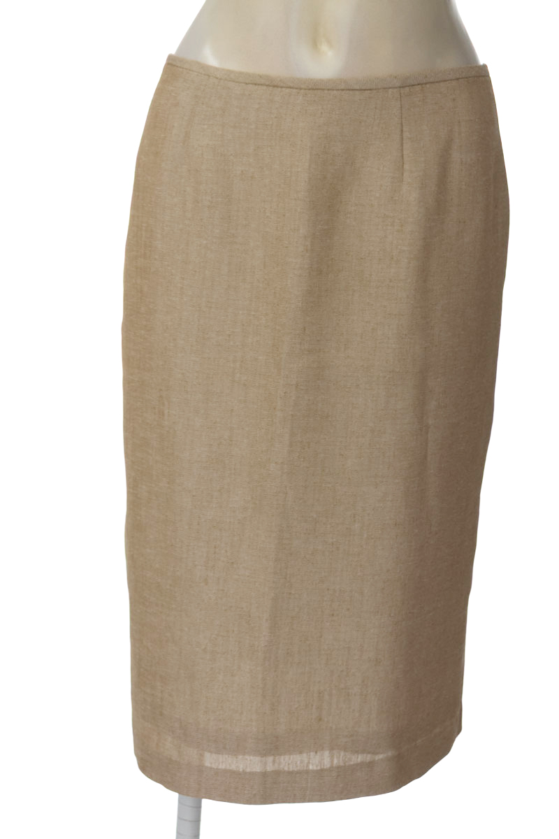 Falda color Beige - Closeando