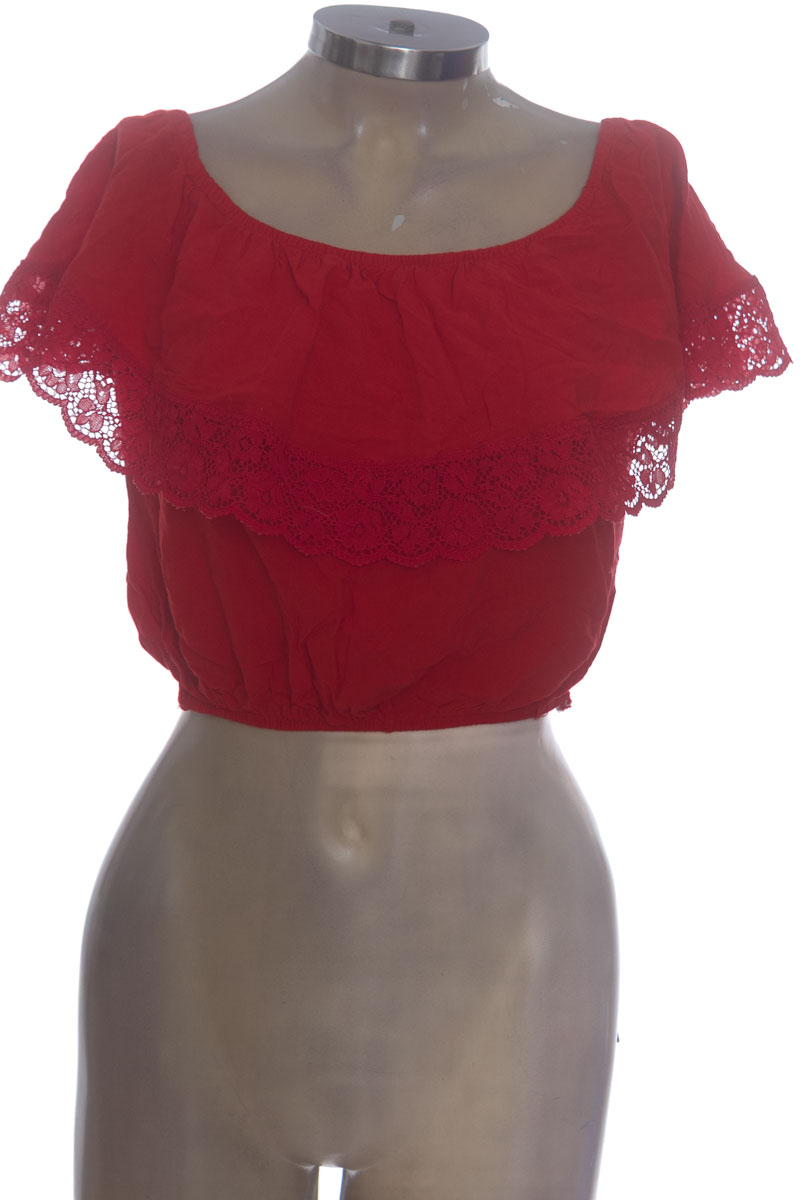 Blusa color Rojo - Closeando