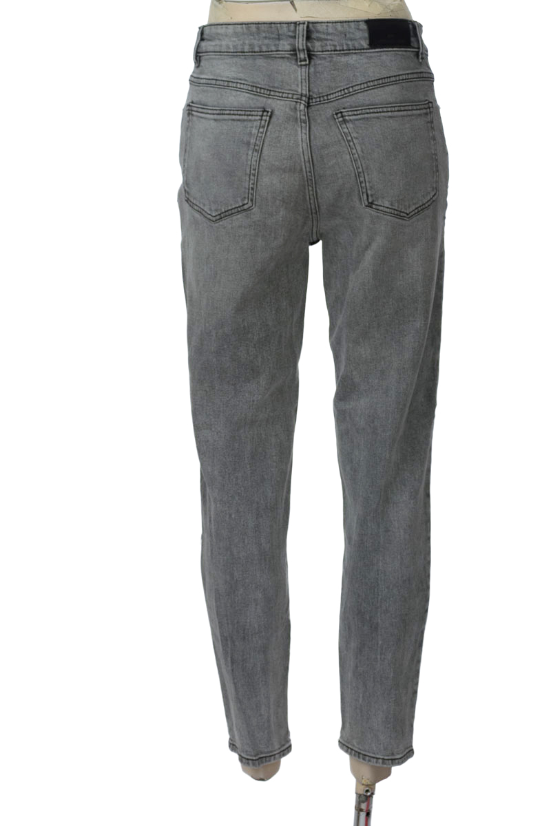 Pantalones color Gris - MNG