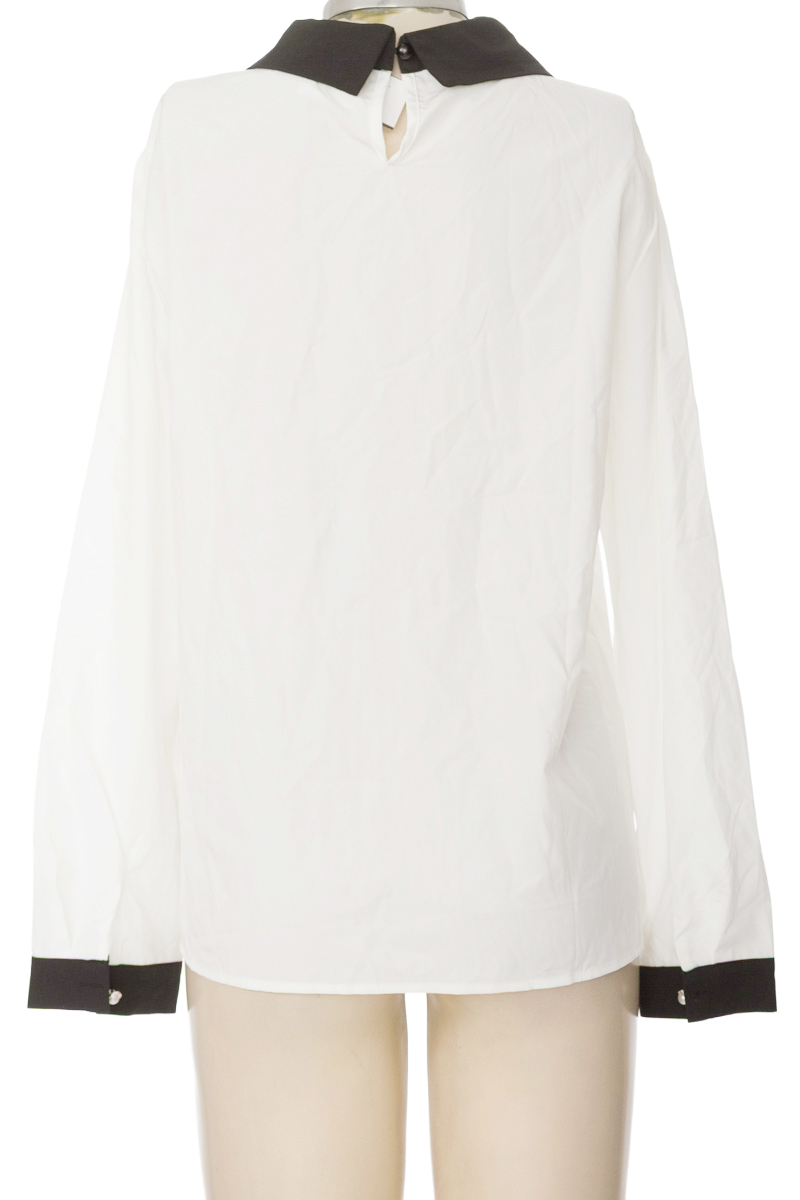 Blusa color Blanco - Closeando