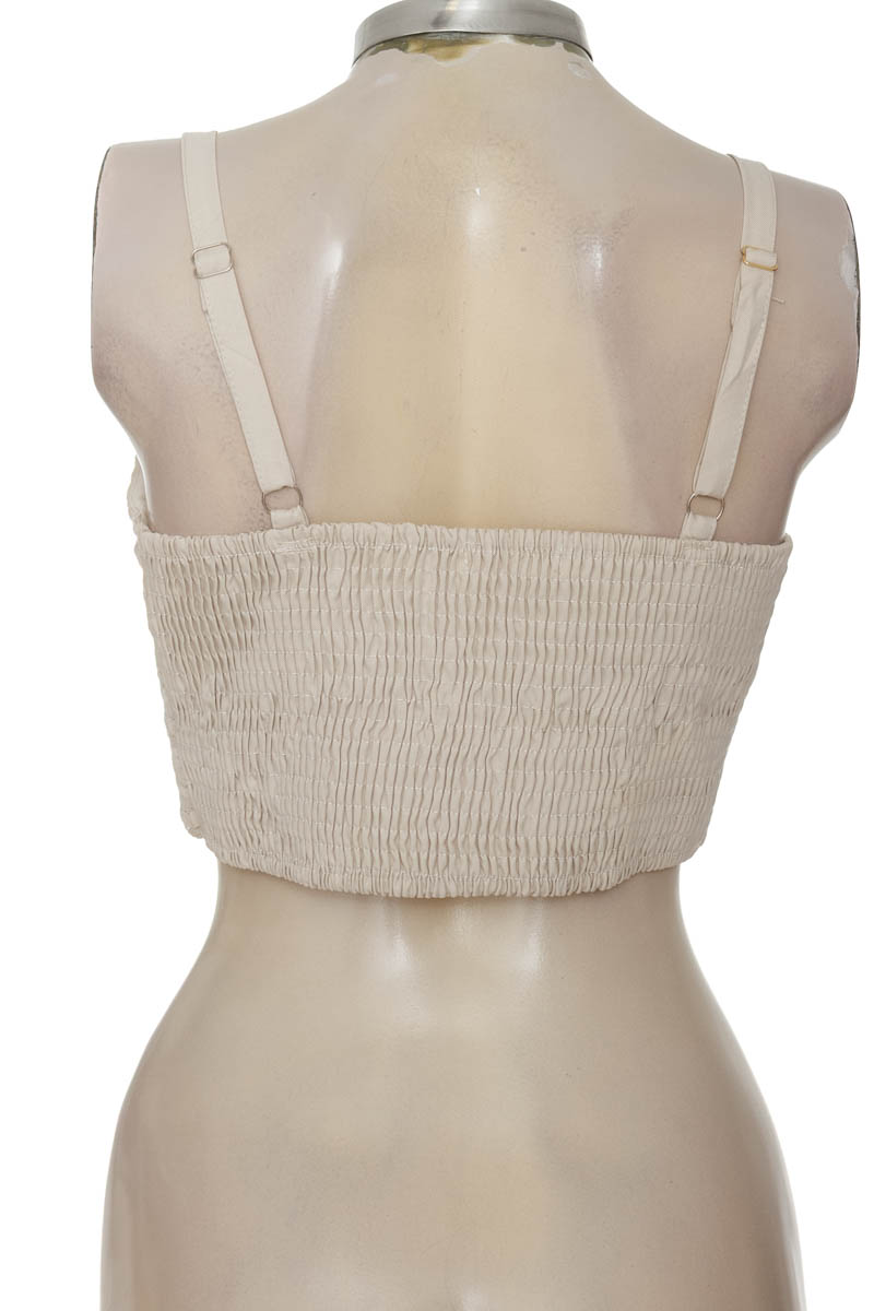 Top / Camiseta color Beige - Believe